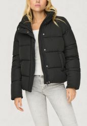 Kurtka puchowa Kobieta ONLY ONLNEWCOOL PUFFER JACKET OTW NOOS. Czarne kurtki damskie Only, na zimę, m, bez wzorów, z puchu, bez kaptura. Za 215.15 zł.