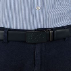 Pasek męski skórzany 3,5 cm klamra automatyczna Beltimore granatowy 02-599 : Kolory - granatowy, Rozmiar pasków - r.110-125 cm. Niebieskie paski męskie bez wzorów, ze skóry, wizytowe. Za 64.99 zł.