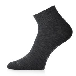 Skarpety merino FWE. Szare skarpetki damskie LASTING, bez wzorów, z materiału. Za 45.20 zł.