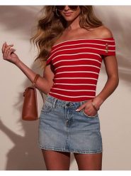 Milan Kiss Koszulka w kolorze czerwono-białym rozmiar: L. Czerwone bluzki damskie Milan Kiss, l, bez wzorów, bez kołnierzyka, bez ramiączek. Za 113.99 zł.