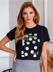 Koszulka z nadrukiem - czarny. Czarne t-shirty damskie Sinsay, l, bez wzorów, z bawełny, bez kołnierzyka. W wyprzedaży za 7.99 zł.
