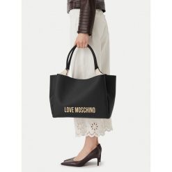 Torebka LOVE MOSCHINO. Czarne torebki klasyczne damskie Love Moschino, bez wzorów, bez dodatków. Za 1,059.00 zł.