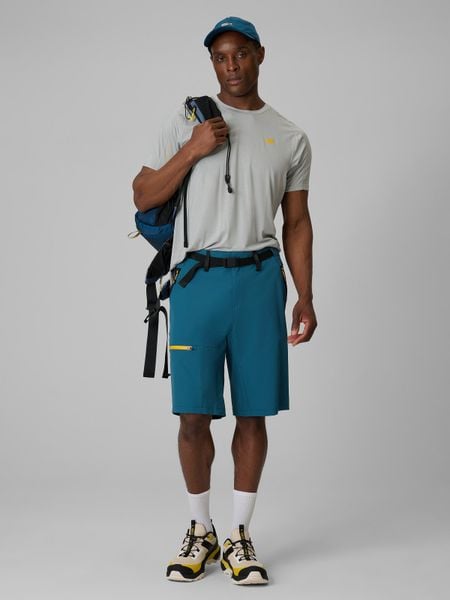 4F Spodenki trekkingowe szybkoschnące męskie - granatowe S. Niebieskie szorty męskie 4f, z materiału, bez kołnierzyka. Za 199.99 zł.