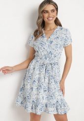 Niebieska Krótka Sukienka z Paskiem i Gumką w Pasie i Kopertowym Dekoltem Starice. Niebieskie sukienki damskie Born2be, na imprezę, na lato, l, bez wzorów, eleganckie, bez kołnierzyka, bez ramiączek, mini, kopertowe. W wyprzedaży za 79.99 zł.