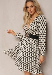 Beżowa Sukienka Mini w Geometryczny Wzór z Długim Rękawem Ezrie. Brązowe sukienki damskie Renee, l, bez wzorów, bez kołnierzyka, bez ramiączek, mini, kopertowe. W wyprzedaży za 111.99 zł.