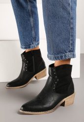Czarne Botki Kowbojki z Nitami Penthasia. Czarne botki damskie Born2be, z jeansu, eleganckie, ze szpiczastym noskiem, bez obcasa, na obcasie, bez zapięcia. Za 89.99 zł.