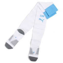 Męskie skarpety Olympique Marsylia 25/26 PUMA White Bleu Azur Blue. Białe skarpetki męskie Puma, w ażurowe wzory. Za 109.00 zł.