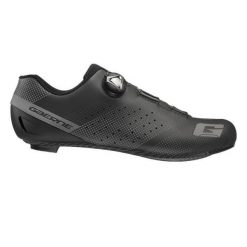 Buty rowerowe szosowe GAERNE G.TORNADO. Czarne buty fitness męskie ROCKBROS, na fitness i siłownię. Za 489.00 zł.