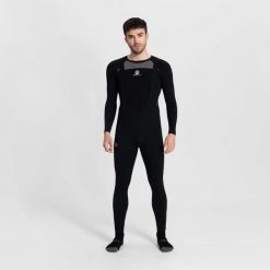 Spodnie rowerowe męskie Rogelli Core. Czarne spodnie materiałowe męskie Rogelli, bez wzorów, sportowe. Za 313.00 zł.