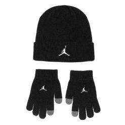 Zestaw dziecięcy czapka zimowa rękawiczki Air Jordan Essential Set 9A0836-023. Czarne rękawiczki dziecięce Jordan, bez ramiączek. Za 171.35 zł.