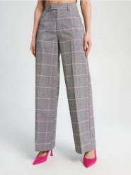Spodnie w kratę - wielobarwny. Spodnie materiałowe damskie Sinsay, bez wzorów, ze skóry, eleganckie. W wyprzedaży za 29.99 zł.