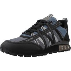Buty CRUYFF FERIA MONTSERRAT Niebieski. Niebieskie buty trekkingowe męskie CRUYFF, z syntetyku, bez zapięcia, trekkingowe. Za 421.99 zł.
