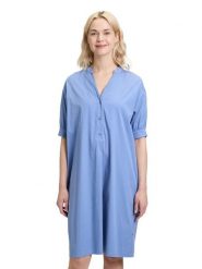 Vera Mont Sukienka w kolorze błękitnym rozmiar: 36. Niebieskie sukienki damskie Vera Mont, bez wzorów, bez kołnierzyka, bez ramiączek, mini. Za 195.99 zł.