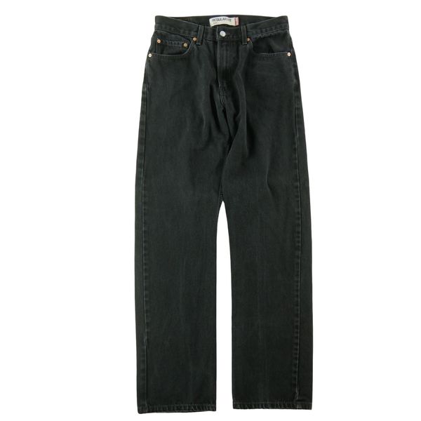Levi Strauss spodnie jeansowe męskie 505 Regular. Czarne spodnie materiałowe męskie Levi's, bez wzorów, z jeansu, eleganckie. Za 127.76 zł.