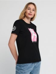 Koszulka Naruto - czarny. Czarne t-shirty damskie Sinsay, l, bez wzorów, z bawełny, bez kołnierzyka. Za 39.99 zł.