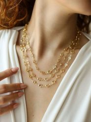 L'Atelier de Gaia Pozłacany naszyjnik z kryształami - dł. 48 cm rozmiar: onesize. Brązowe naszyjniki damskie L'Atelier de Gaia, pozłacane. Za 78.45 zł.