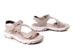 RIEKER 68871-62 beige, sandały damskie. Brązowe sandały damskie Rieker, bez wzorów, bez obcasa. Za 299.90 zł.