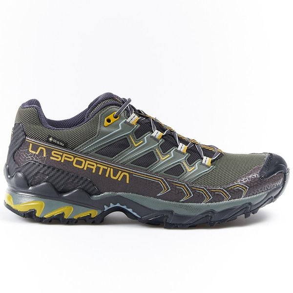 Buty trekkingowe męskie La Sportiva La Ultra Raptor Ii Gtx. Brązowe buty trekkingowe męskie La Sportiva, z materiału, bez zapięcia. Za 867.00 zł.