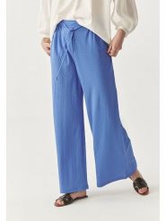 TATUUM Spodnie "Namaliko" w kolorze niebieskim rozmiar: 42. Niebieskie spodnie materiałowe damskie Tatuum, bez wzorów, z materiału. Za 128.55 zł.