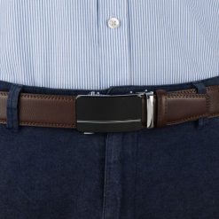 Pasek męski skórzany 3,5 cm klamra automatyczna Beltimore brązowy 50-586 : Kolory - brązowy, beżowy, Rozmiar pasków - r.115-130 cm. Brązowe paski męskie bez wzorów, ze skóry, wizytowe. Za 64.99 zł.