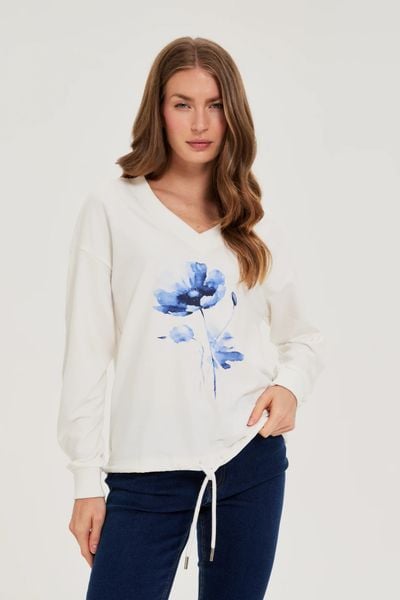 Bluza z nadrukiem biała. Białe bluzy bez kaptura damskie MOODO, l, z bawełny. W wyprzedaży za 69.99 zł.