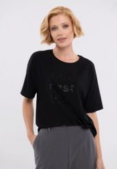T-shirt z napisem, Comfort Fit, T-FANTASTICO. Czarne t-shirty damskie Volcano, m, bez wzorów, z bawełny, bez kołnierzyka. Za 59.99 zł.