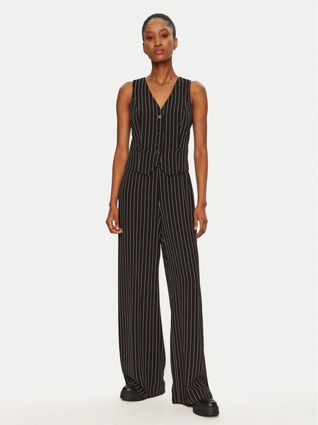 DKNY Kombinezon DD4GDA53 Czarny Regular Fit. Czarne kombinezony damskie DKNY, bez wzorów, z syntetyku, bez kołnierzyka, bez ramiączek. Za 439.99 zł.