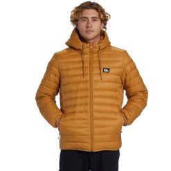 Kurtka ocieplana męska SCALY. Brązowe kurtki męskie Quiksilver, m, bez wzorów, z materiału, bez kaptura. Za 449.00 zł.