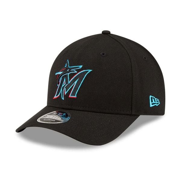Czapka z daszkiem New Era 9forty Miami Marlins MLB Plyr Rep MC. Czarne czapki męskie New Era, bez wzorów, eleganckie. Za 189.50 zł.