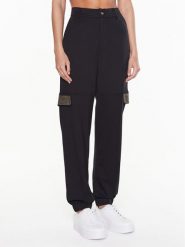 Liu Jo Sport Spodnie materiałowe TA3156 J5942 Czarny Regular Fit. Czarne spodnie sportowe damskie Liu Jo Sport, xs, z materiału. Za 799.99 zł.