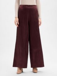 Y.A.S Spodnie - YASTira Kobiety Sztuczne włókno czerwony wypukły wzór tkaniny, 38. Czerwone spodnie materiałowe damskie Y.A.S, bez wzorów, z tkaniny. Za 349.95 zł.