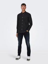 ONLY & SONS Koszula - Slim fit - w kolorze czarnym rozmiar: M. Czarne koszule męskie Only & Sons, m, bez wzorów, z bawełny, bez kołnierzyka, bez ramiączek. Za 81.45 zł.