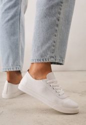 Białe Płaskie Sznurowane Tenisówki przed Kostkę Ozdobione Perforacją Serettia. Białe trampki i tenisówki damskie Renee, bez wzorów, przed kostkę. Za 59.99 zł.