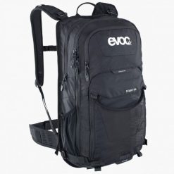 Plecak turystyczny rowerowy Evoc Stage 18L black 100203100. Czarne plecaki damskie EVOC, bez wzorów. Za 720.99 zł.