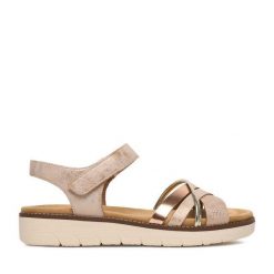 Sandały Remonte. Czerwone sandały damskie Remonte, bez wzorów, bez obcasa, na płaskiej podeszwie. Za 339.99 zł.