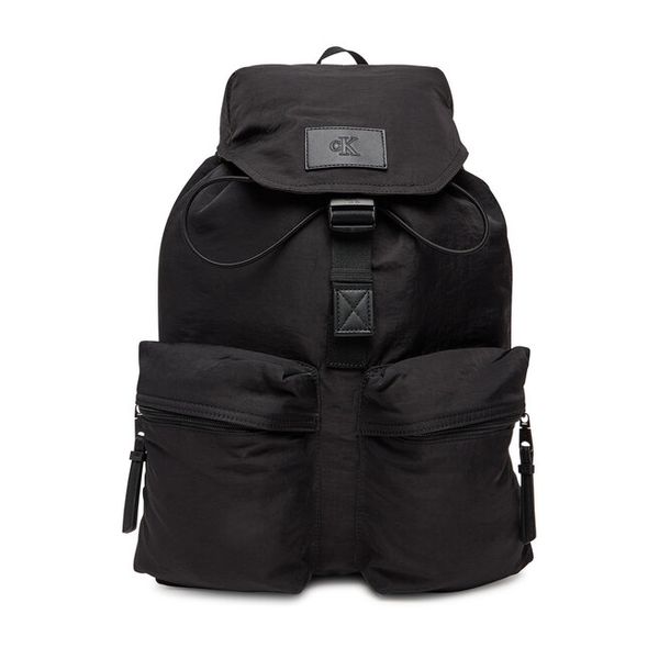 Plecak Calvin Klein Jeans. Czarne plecaki męskie Calvin Klein Jeans, bez wzorów, z jeansu. Za 219.99 zł.