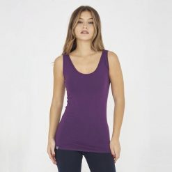 Top treningowy damski RAITA fioletowy. Fioletowe topy damskie Legea, bez wzorów, z materiału, bez kołnierzyka. Za 39.00 zł.