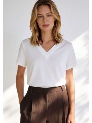 More & More Koszulka w kolorze białym rozmiar: 34. Białe t-shirty damskie MORE & MORE, bez wzorów, bez kołnierzyka. Za 144.95 zł.