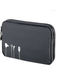 Troika Pokrowiec w kolorze czarnym na kable rozmiar: onesize. Czarne walizki Troika, bez wzorów, z materiału. Za 86.99 zł.