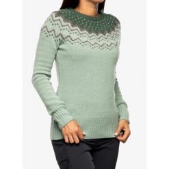 Sweter damski Fjallraven Ovik Knit Sweater. Zielone swetry klasyczne damskie Fjällräven, m, bez kołnierzyka. Za 895.25 zł.