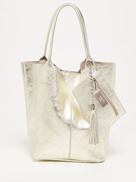 Abaco Skórzana torebka "Yana" w kolorze złotym - 37 x 25 x 35 cm rozmiar: onesize. Żółte torebki klasyczne damskie Abaco, z aplikacjami, z materiału, bez dodatków. Za 296.56 zł.