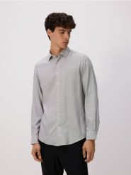 Gładka koszula regular fit - granatowy. Niebieskie koszule męskie Reserved, l, bez wzorów, z bawełny, bez kołnierzyka, bez ramiączek. Za 139.99 zł.
