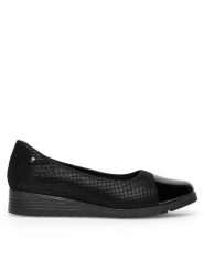 Go Soft Baleriny EST-TOMI-01 Czarny. Czarne baleriny damskie GO SOFT, bez wzorów, ze skóry, bez obcasa. Za 179.99 zł.