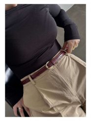 Lucky Bees Pasek w kolorze bordowym - dł. 100 cm rozmiar: onesize. Czerwone paski damskie Lucky Bees, bez wzorów, z materiału. Za 87.19 zł.