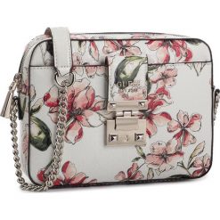 Torebka GUESS - Tiggy (SF) HWSF74 10140 FLR. Białe listonoszki damskie Guess, z aplikacjami, ze skóry ekologicznej, bez dodatków. Za 499.00 zł.