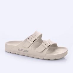 Klapki damskie Lemigo Fitclog Like. Zielone klapki damskie Lemigo, bez wzorów, z materiału, bez obcasa. Za 99.00 zł.