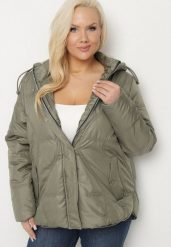 Zielona Pikowana Kurtka z Odpinanym Kapturem i Kieszeniami Vilbia. Zielone kurtki damskie Born2be, plus size, bez wzorów, z jeansu. Za 219.99 zł.