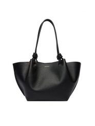 Coccinelle Torebka U07 Coccinellefinn E1 U07 11 02 01 Czarny. Czarne torebki klasyczne damskie Coccinelle, bez wzorów, ze skóry, bez dodatków. Za 1,339.00 zł.