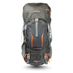 Plecak turystyczny BERGSON MATTERHORN1 60 L. Czarne plecaki damskie Bergson, bez wzorów. Za 599.99 zł.