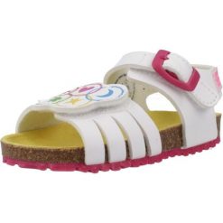 Sandały AGATHA RUIZ DE LA PRADA 242936A Biały. Białe sandały damskie Agatha Ruiz de la Prada, z syntetyku, bez zapięcia. Za 191.51 zł.